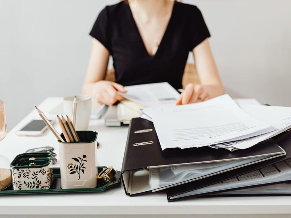 A Red Flagek és az elmosódó határok (A káosz kezdete)
