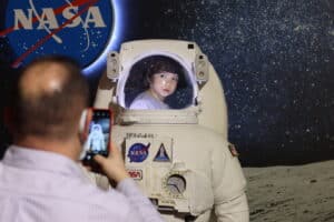 LIFE IN SPACE kiállítás