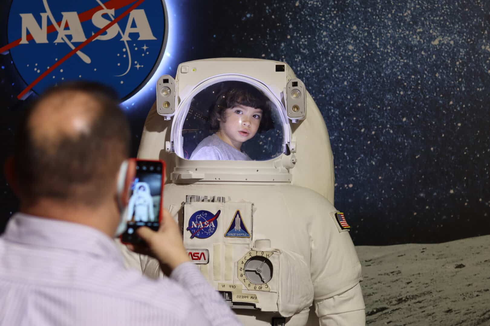 LIFE IN SPACE kiállítás