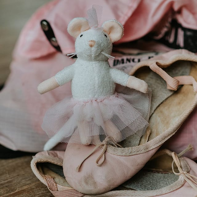 Egértanya | Ella, az egérlány