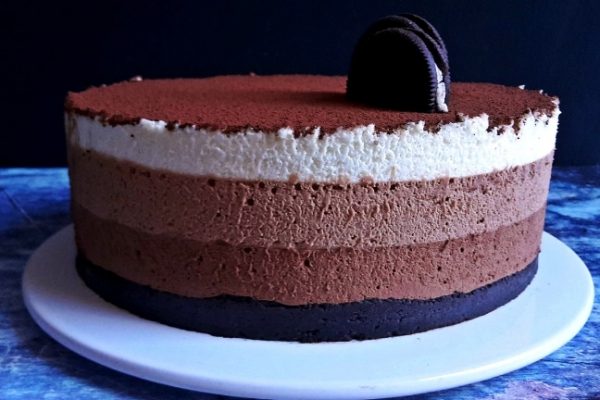 Mousse torta: csoki hátán csoki