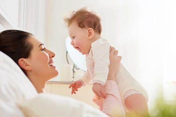 Az anyai regeneráció mérföldkövei szülés után