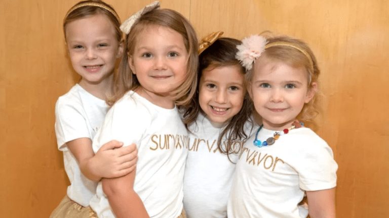 Ez a négy kislány együtt győzte le a rákot – most újra találkoztak egy fotó kedvéért
