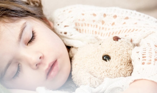 Miért olyan fontos a gyerekek számára a délutáni csendes pihenő?