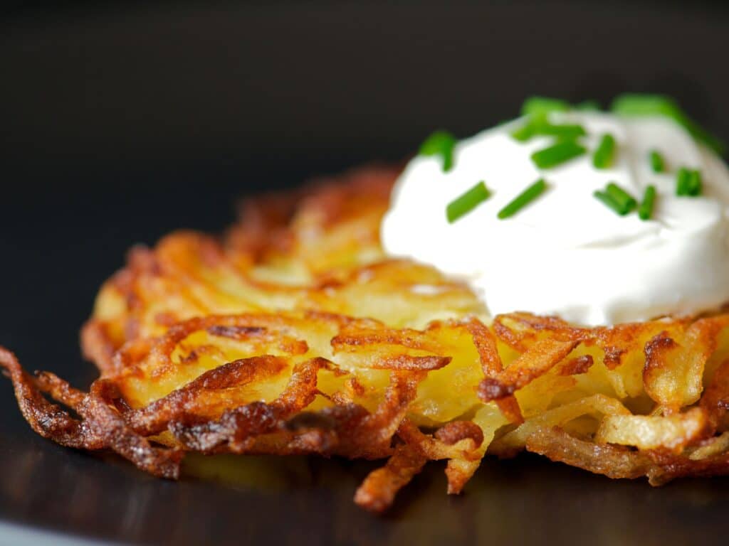Latke-gofri (latke waffle) recept