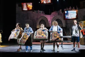 Keménykalap és krumpliorr ősbemutató a Magyar Színházban