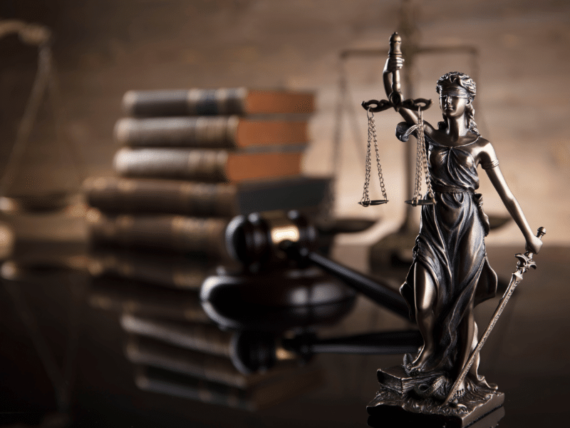 Ügyvéd, jogász, ügyész: jogi ki kicsoda