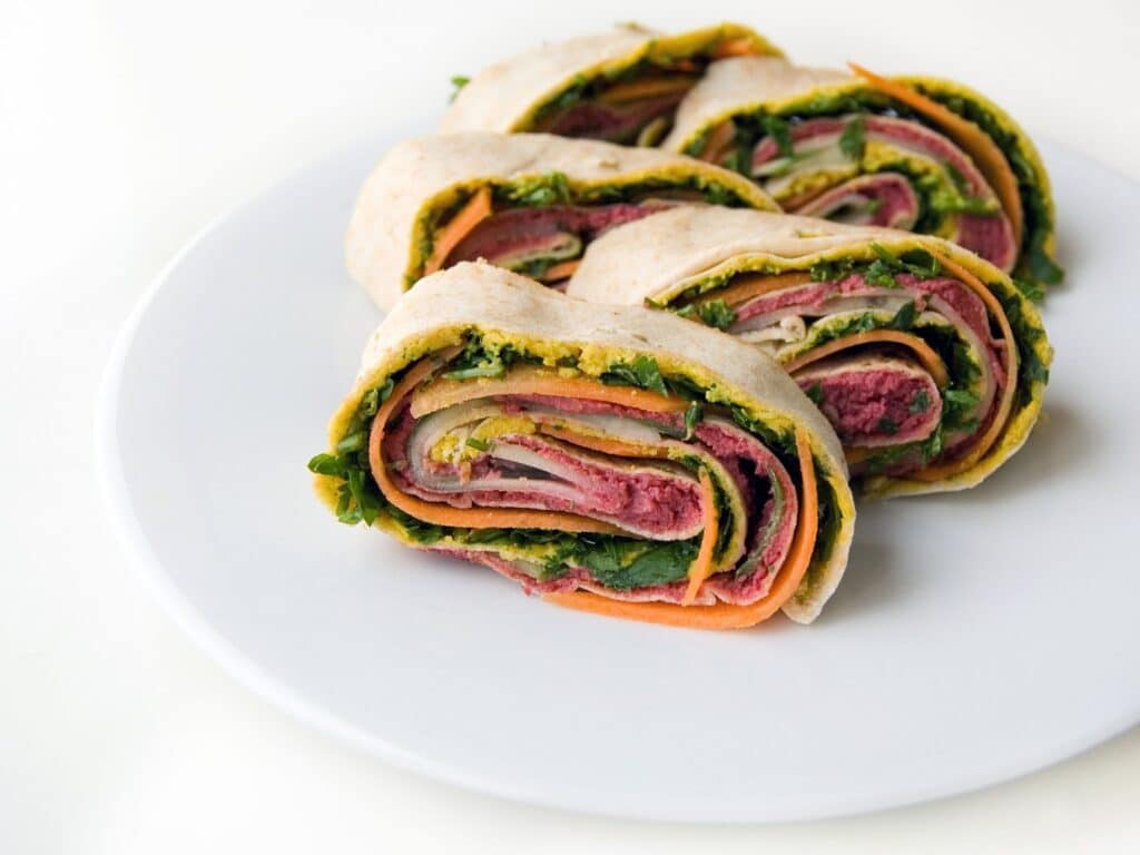 Hummuszos-zöldséges wrap